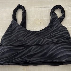 Lululemon align bra reversible size 4 - black le tigre camo/ black